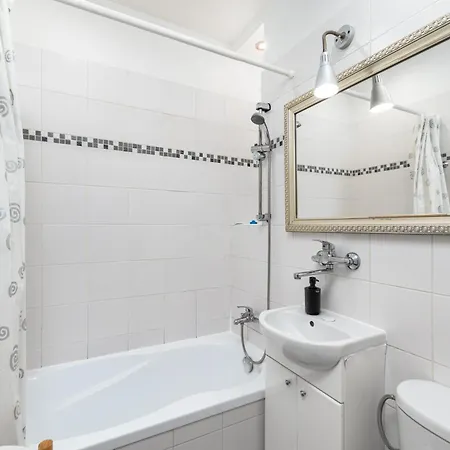 Niska 12 By Homeprime Apartment
